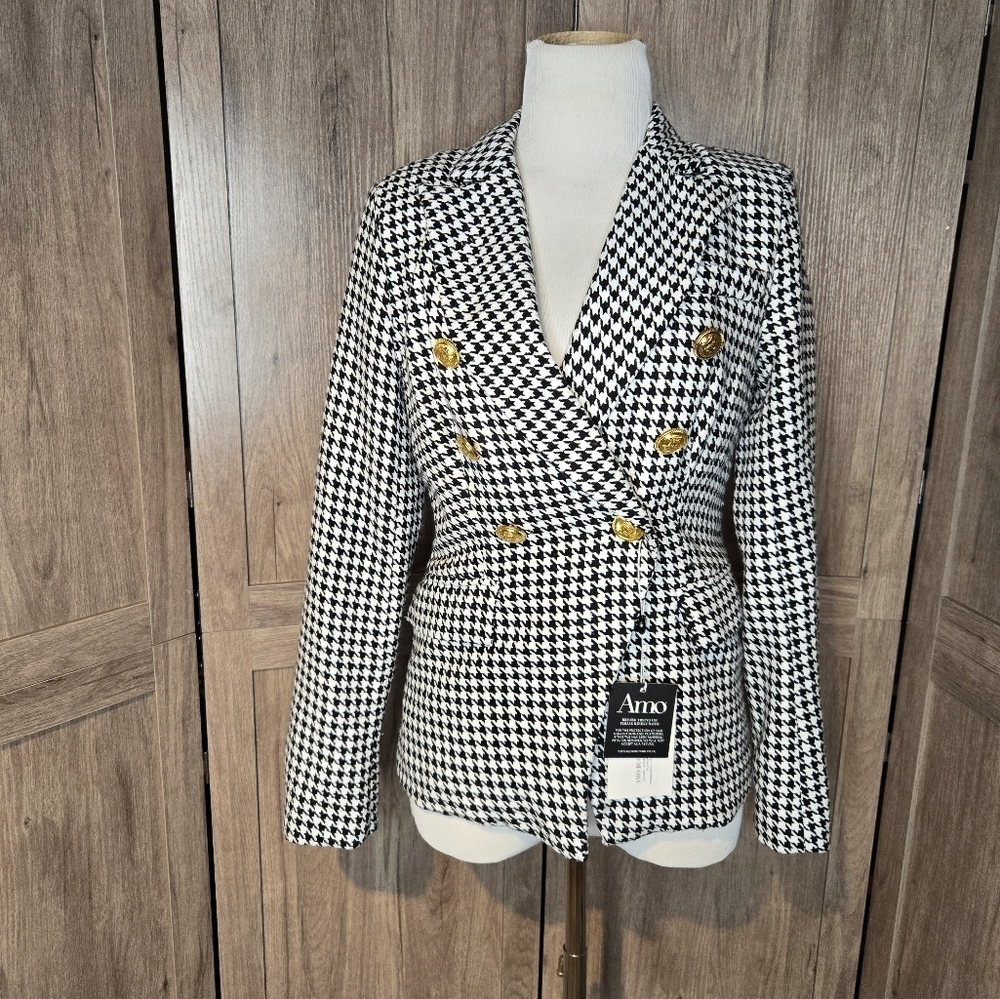 Amo Women's Black and White Houndstooth Blazer